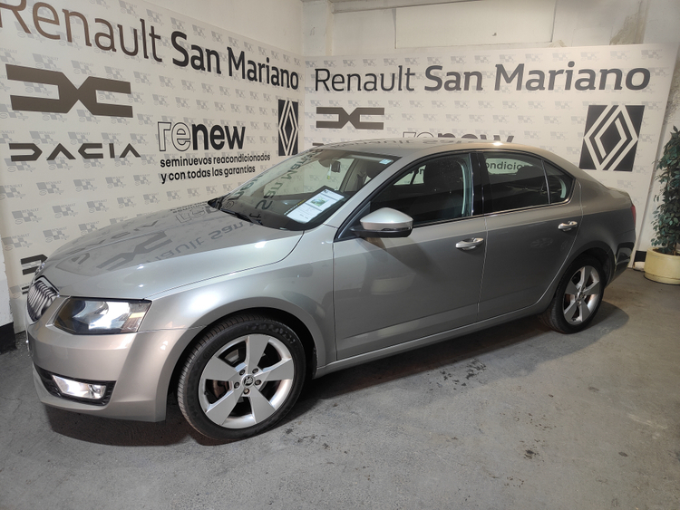 Skoda Octavia Elegance foto 2