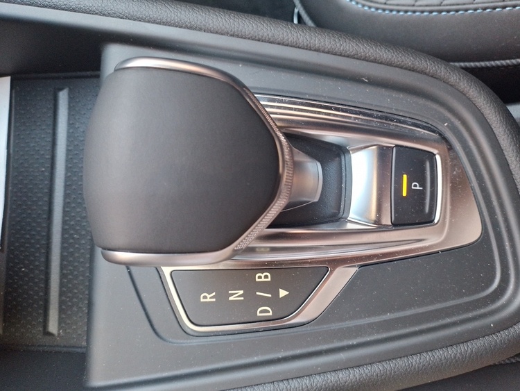 RENAULT NUEVO CAPTUR SPRIT ALPINE FULL HYBRID 145 CV foto 17
