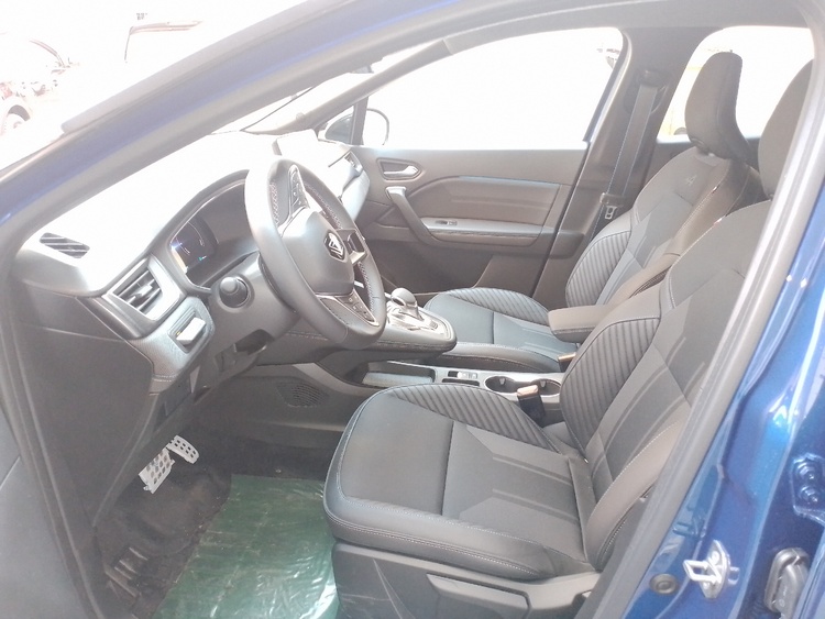 RENAULT NUEVO CAPTUR SPRIT ALPINE FULL HYBRID 145 CV foto 6