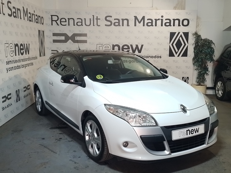 Renault Megane Coupe Dynamique foto 2