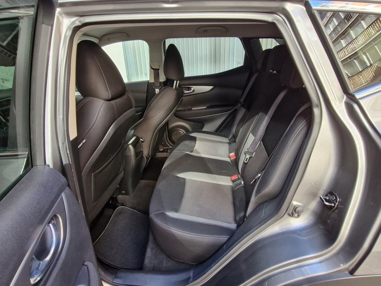 Nissan Qashqai Visia foto 9