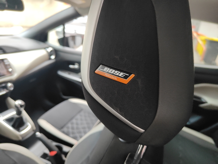 Nissan Micra N-Connecta foto 11