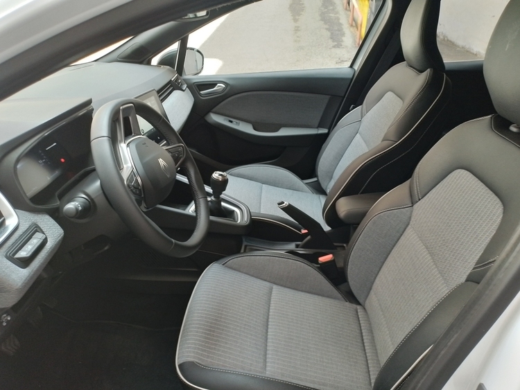 Renault Clio Techno foto 6