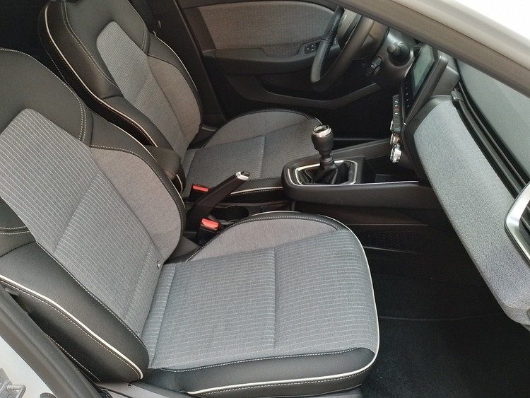 Renault Clio Techno foto 7