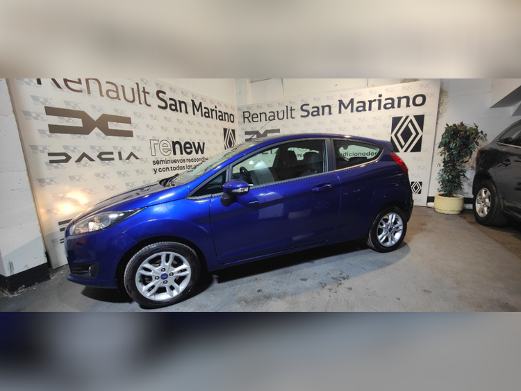 Ford Fiesta Black&White Edition foto 2