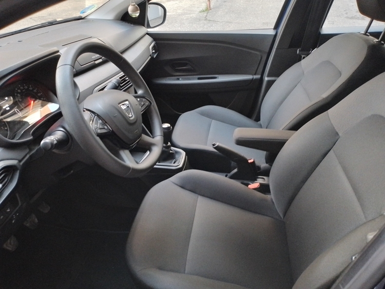 Dacia Sandero Essential foto 6