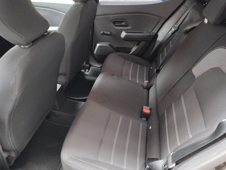Dacia Sandero Stepway Essential foto 8