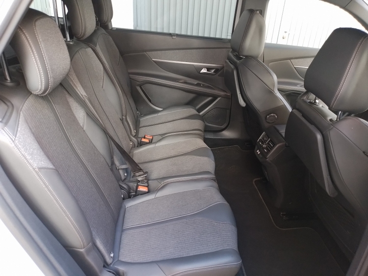 Peugeot 5008 GT Line foto 8