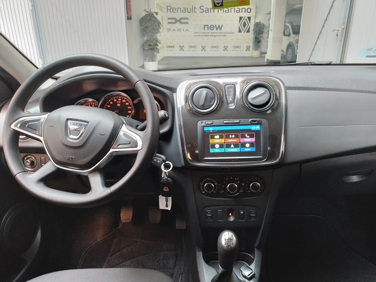 Dacia Sandero Comfort foto 11