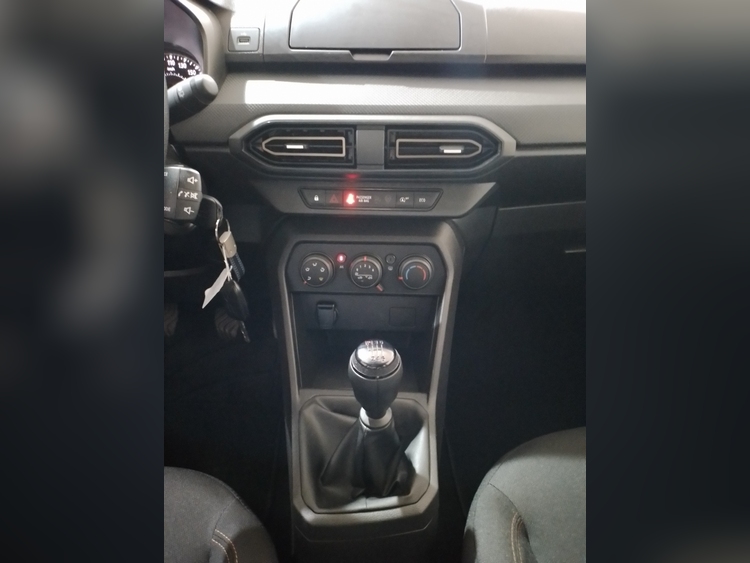 Dacia Sandero Stepway Essential foto 12