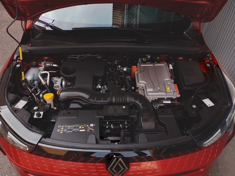Renault Captur II Techno foto 15