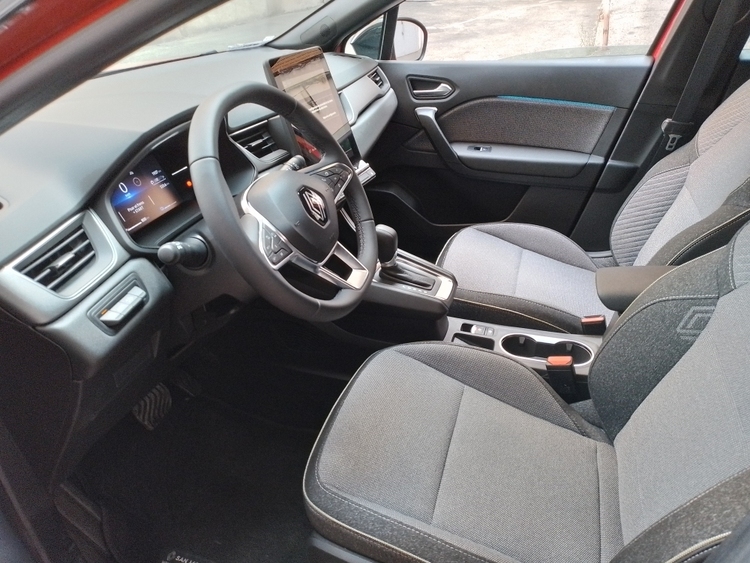 Renault Captur II Techno foto 6