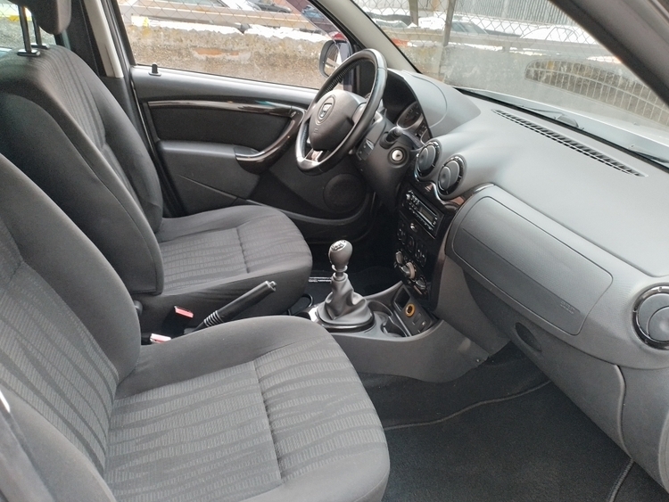 Dacia Duster Laureate 4x2 foto 7
