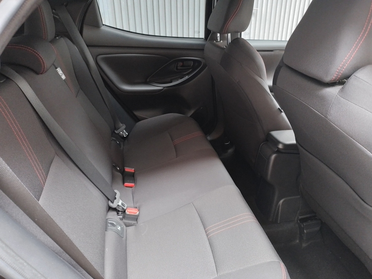 Toyota Yaris Hybrid GR Sport foto 9