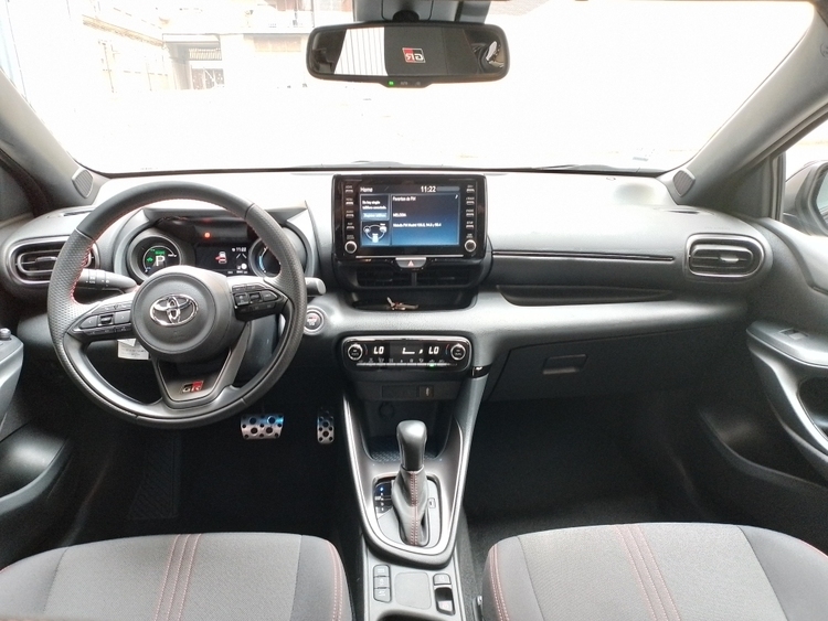 Toyota Yaris Hybrid GR Sport foto 11