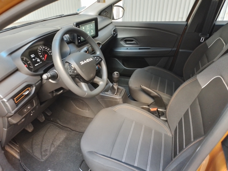 DACIA SANDERO STEPWAY ESSENTIAL foto 6