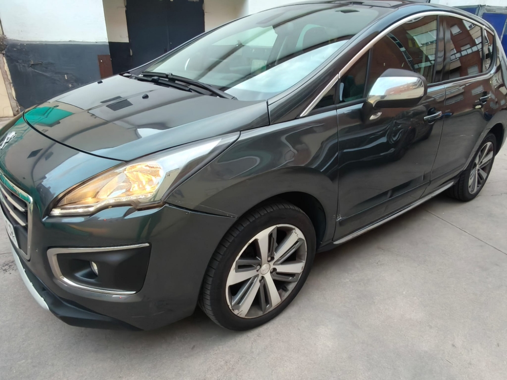 Peugeot 3008 Allure foto 2