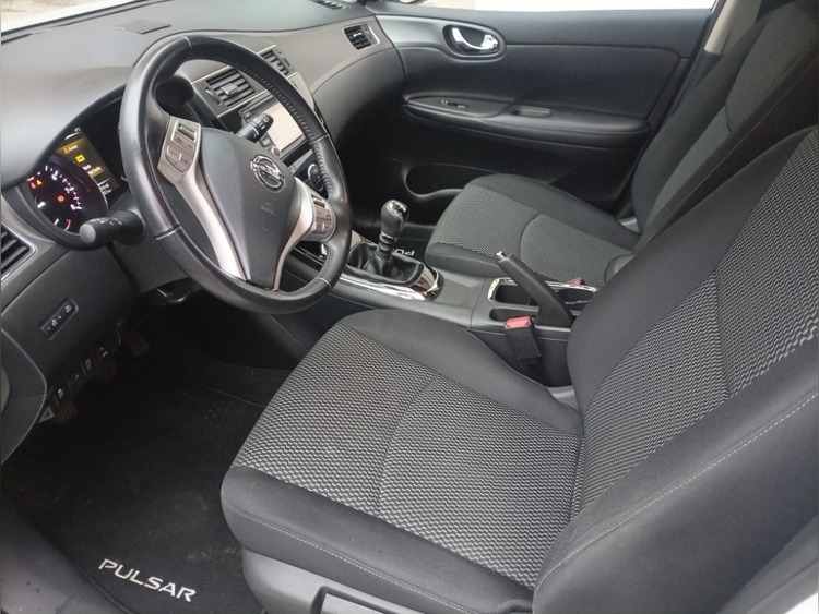 Nissan Pulsar Acenta foto 6