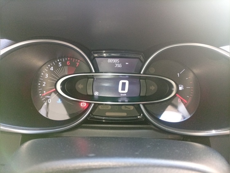 Renault Clio Limited foto 12
