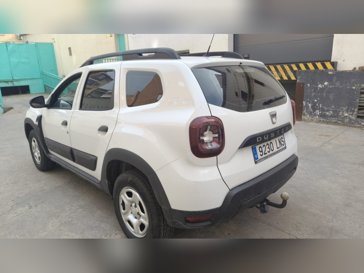 Dacia Duster Essential 4WD foto 4