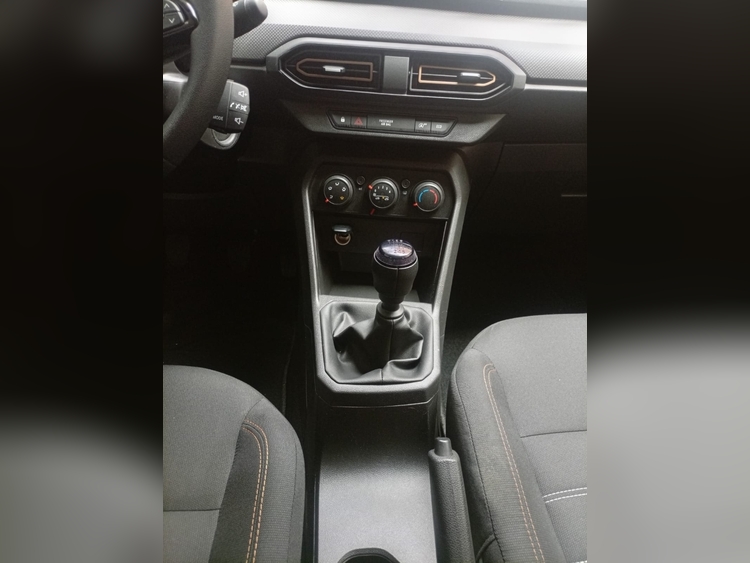Dacia Sandero Stepway Essential foto 16