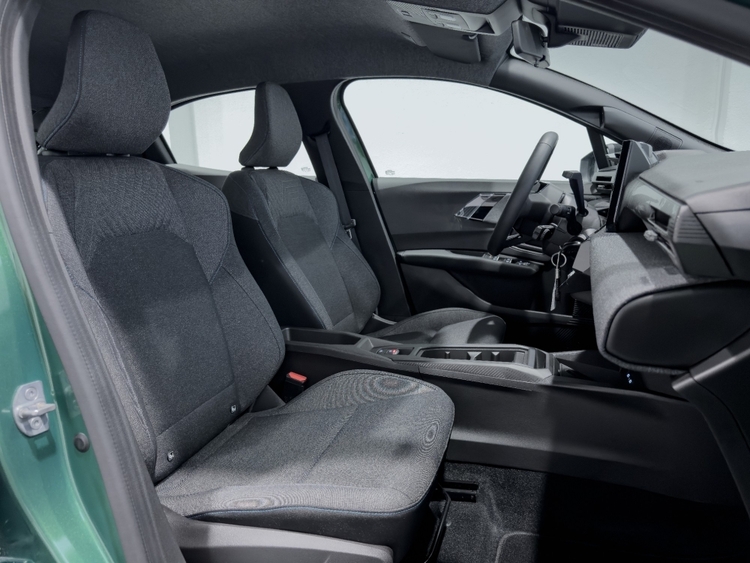Renault Clio VI 160 E-Tech Full Hybrid Evolution foto 20