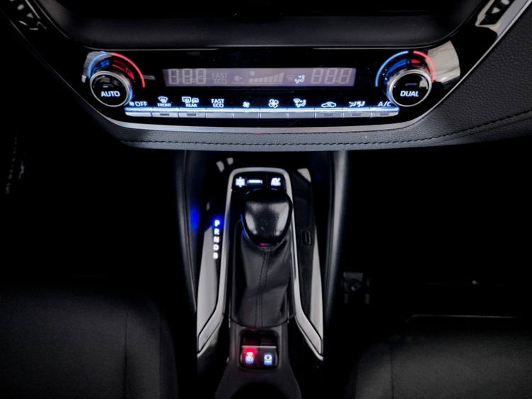 Toyota Corolla Hybrid Active Tech foto 16