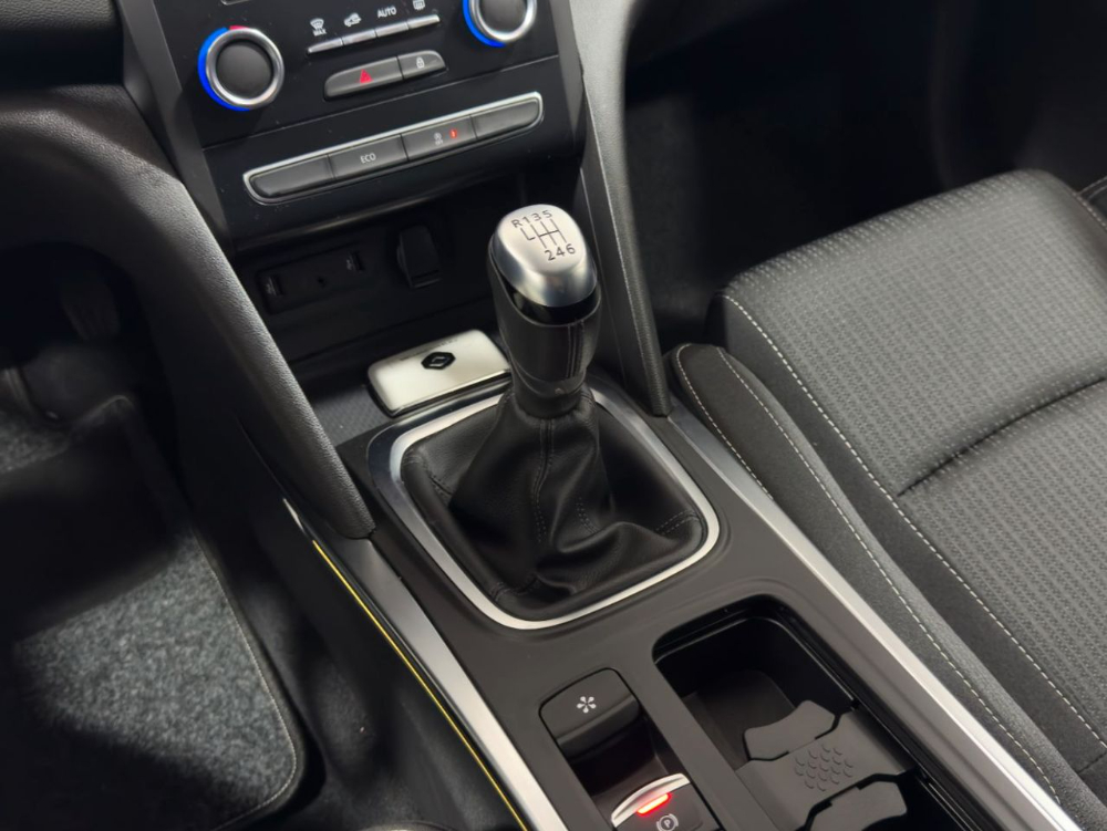 Renault Megane Zen miniatura 16