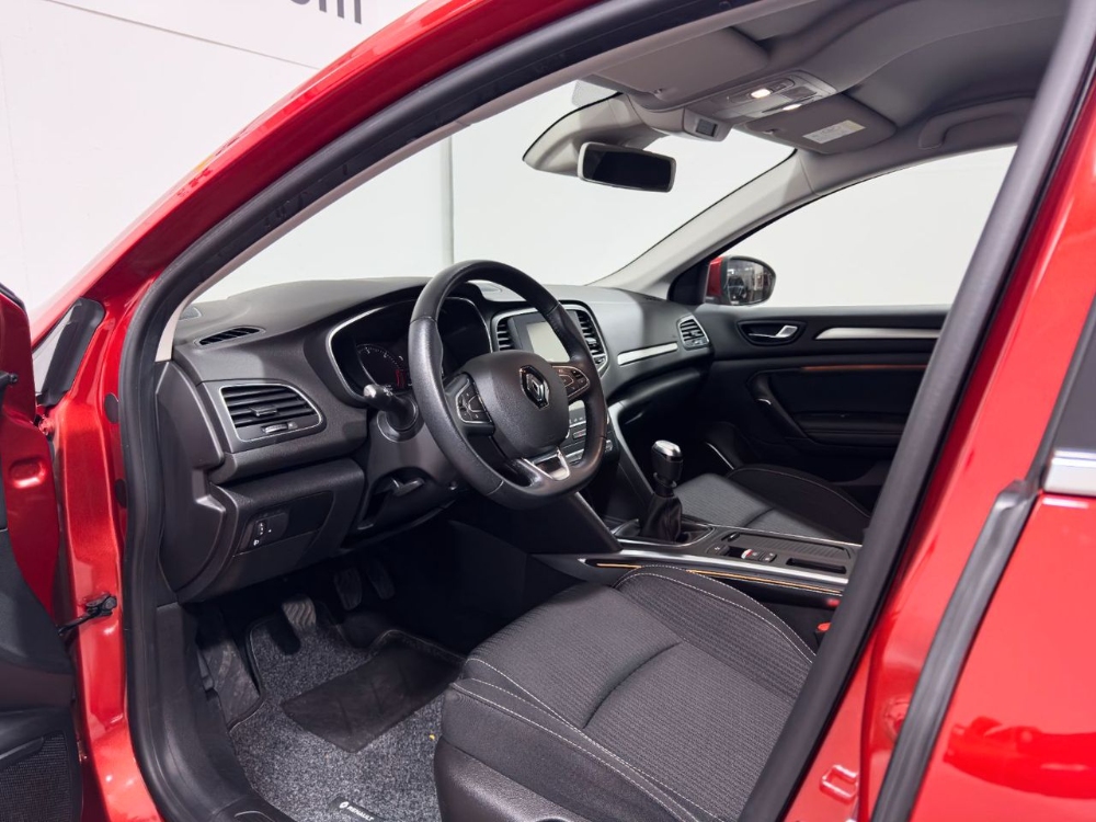 Renault Megane Zen miniatura 18