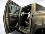 Toyota Hilux Doble Cabina Invincible 4x4 miniatura 23