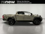 Toyota Hilux Doble Cabina Invincible 4x4 miniatura 8
