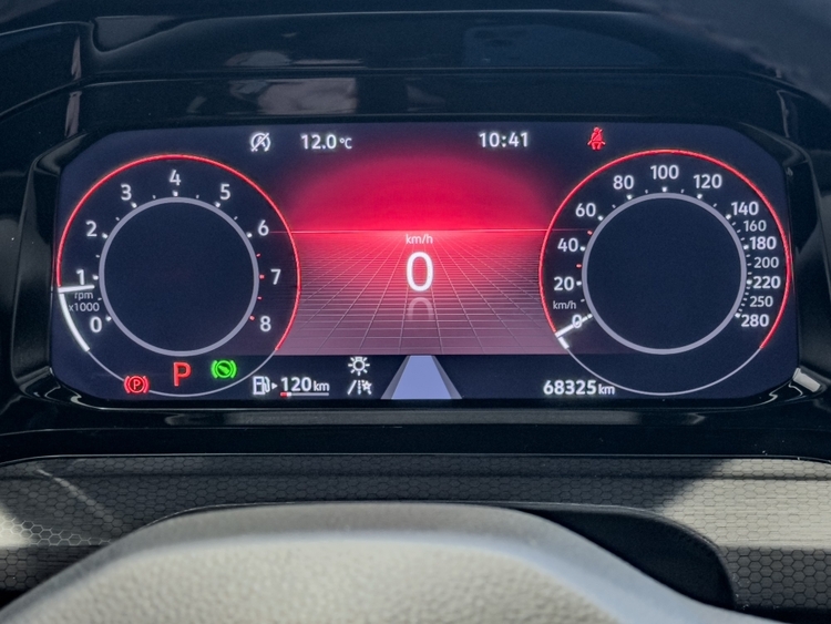 Volkswagen Golf VIII GTI foto 15