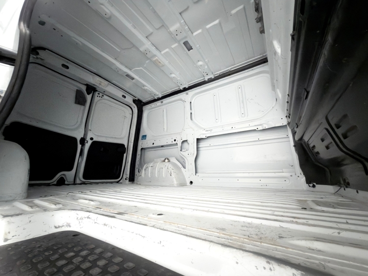 Renault Trafic L1H1 2,8t foto 23