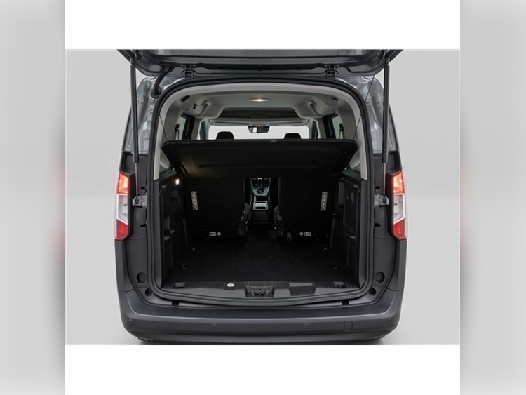 Ford Tourneo Courier Titanium foto 13