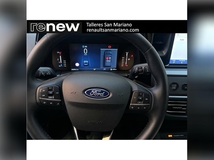 Ford Tourneo Courier Titanium foto 17