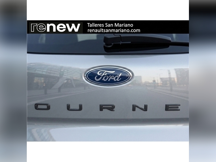 Ford Tourneo Courier Titanium foto 24