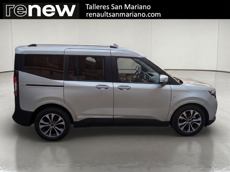 Ford Tourneo Courier Titanium foto 8