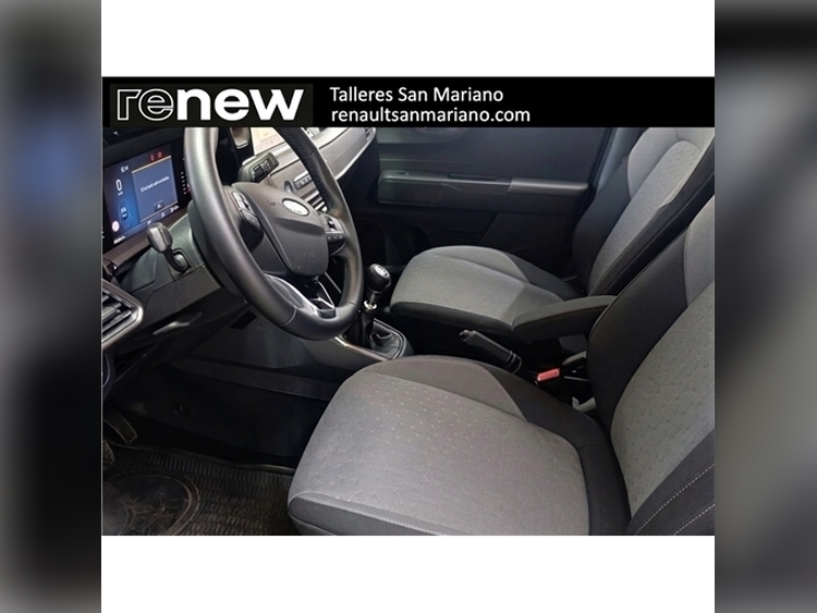 Ford Tourneo Courier Titanium foto 8