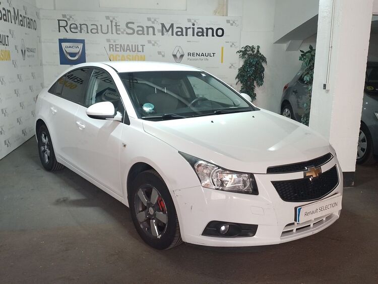 Chevrolet Cruze LS + foto 2