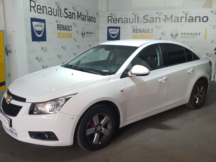 Chevrolet Cruze LS + foto 3