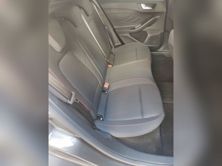 Ford Focus ST-Line foto 12
